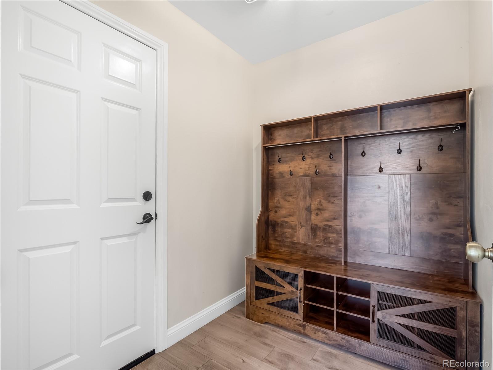 MLS Image #17 for 9304  montrose way,littleton, Colorado