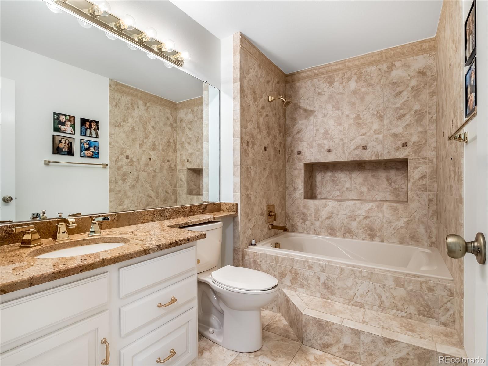 MLS Image #26 for 9304  montrose way,littleton, Colorado
