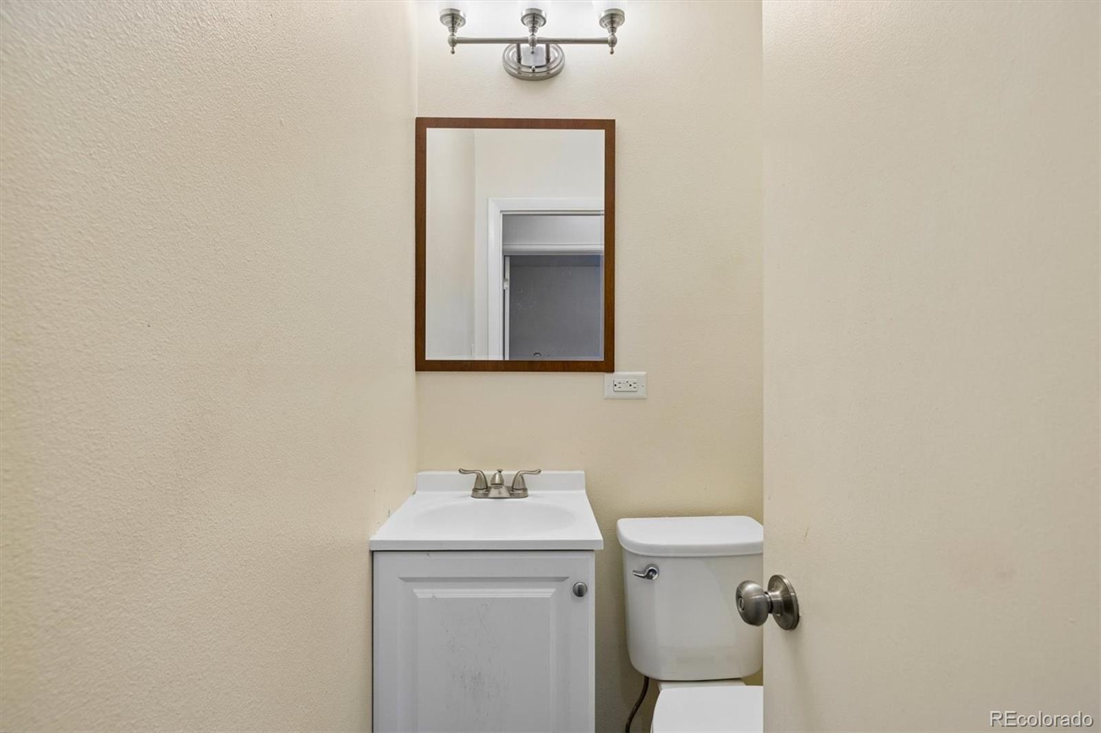 MLS Image #32 for 1825  dover street,denver, Colorado