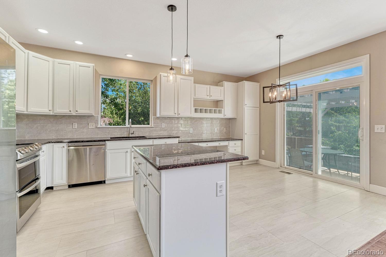 MLS Image #10 for 10202  nickolas avenue,littleton, Colorado