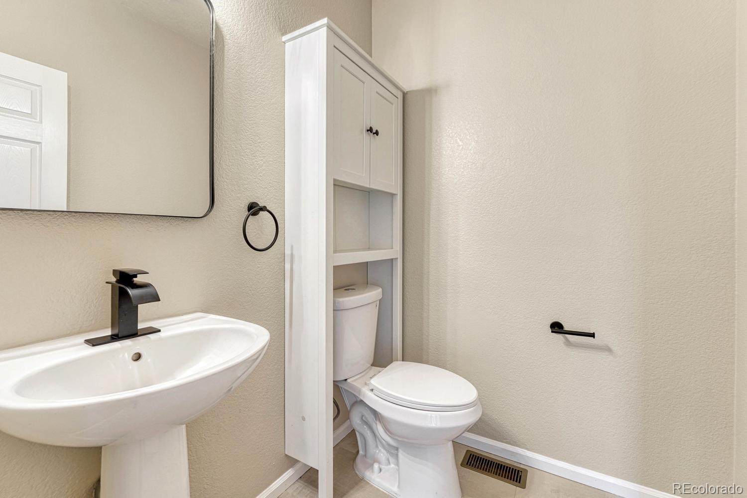 MLS Image #14 for 10202  nickolas avenue,littleton, Colorado