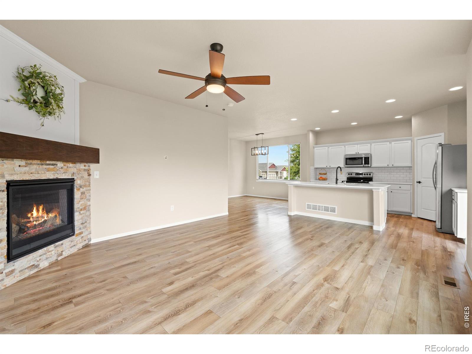 MLS Image #16 for 2134  day spring drive,windsor, Colorado