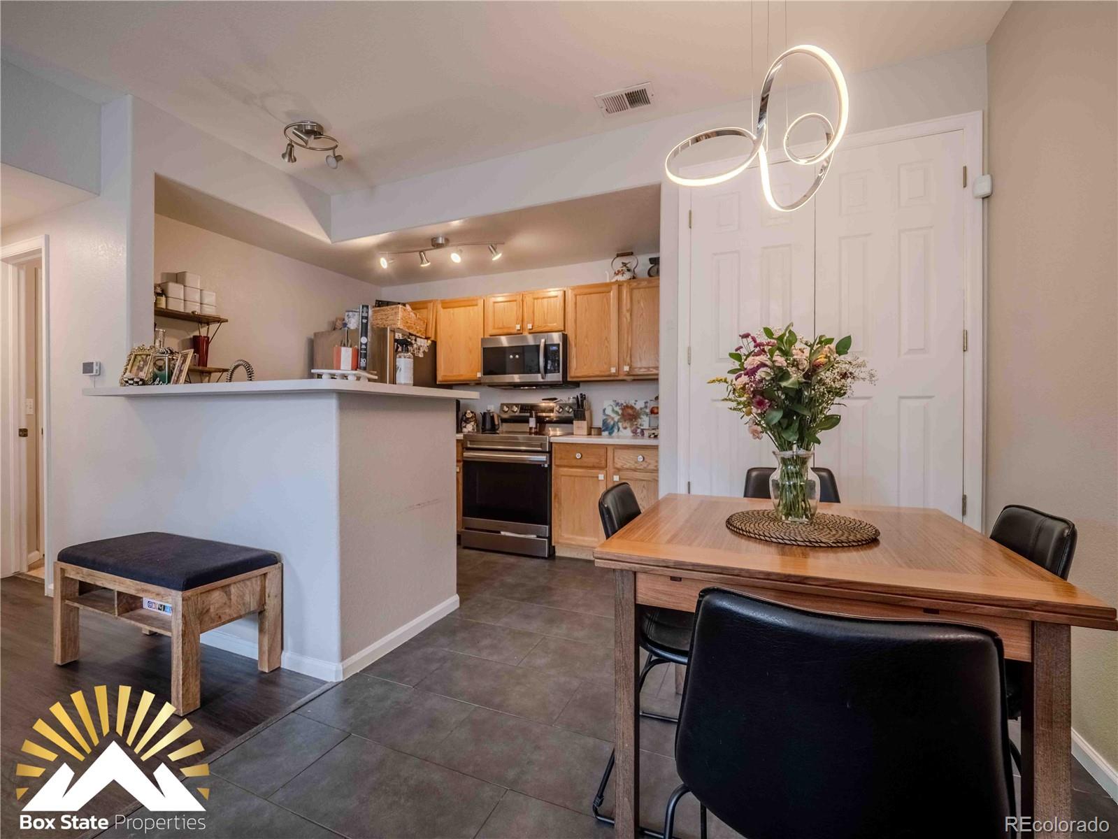 MLS Image #11 for 8371 s upham way,littleton, Colorado