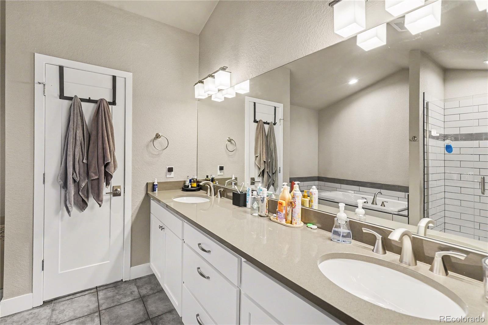 MLS Image #10 for 8672 w 49th place,arvada, Colorado
