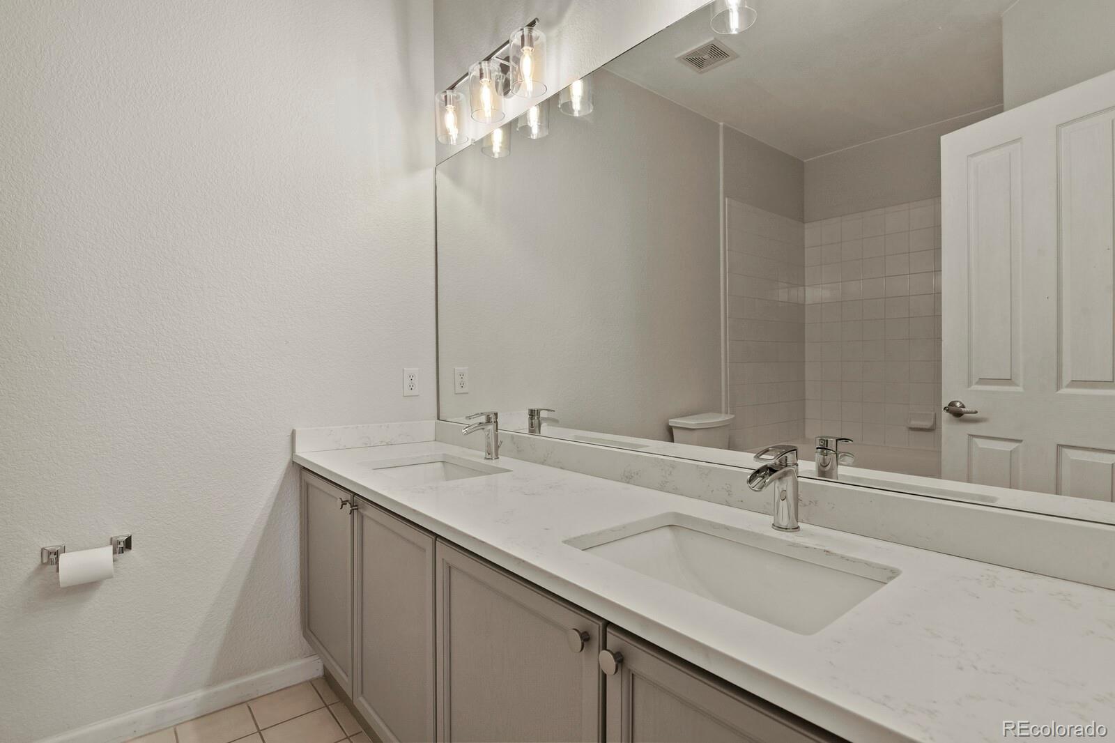 MLS Image #13 for 7454 s alkire street,littleton, Colorado