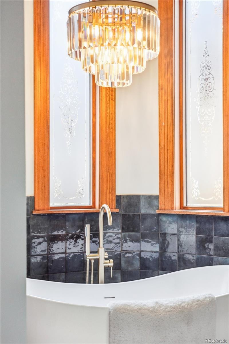 MLS Image #25 for 1022 n pearl street 101,denver, Colorado