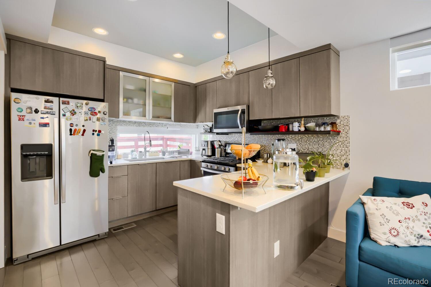 MLS Image #5 for 3165  lawrence street,denver, Colorado