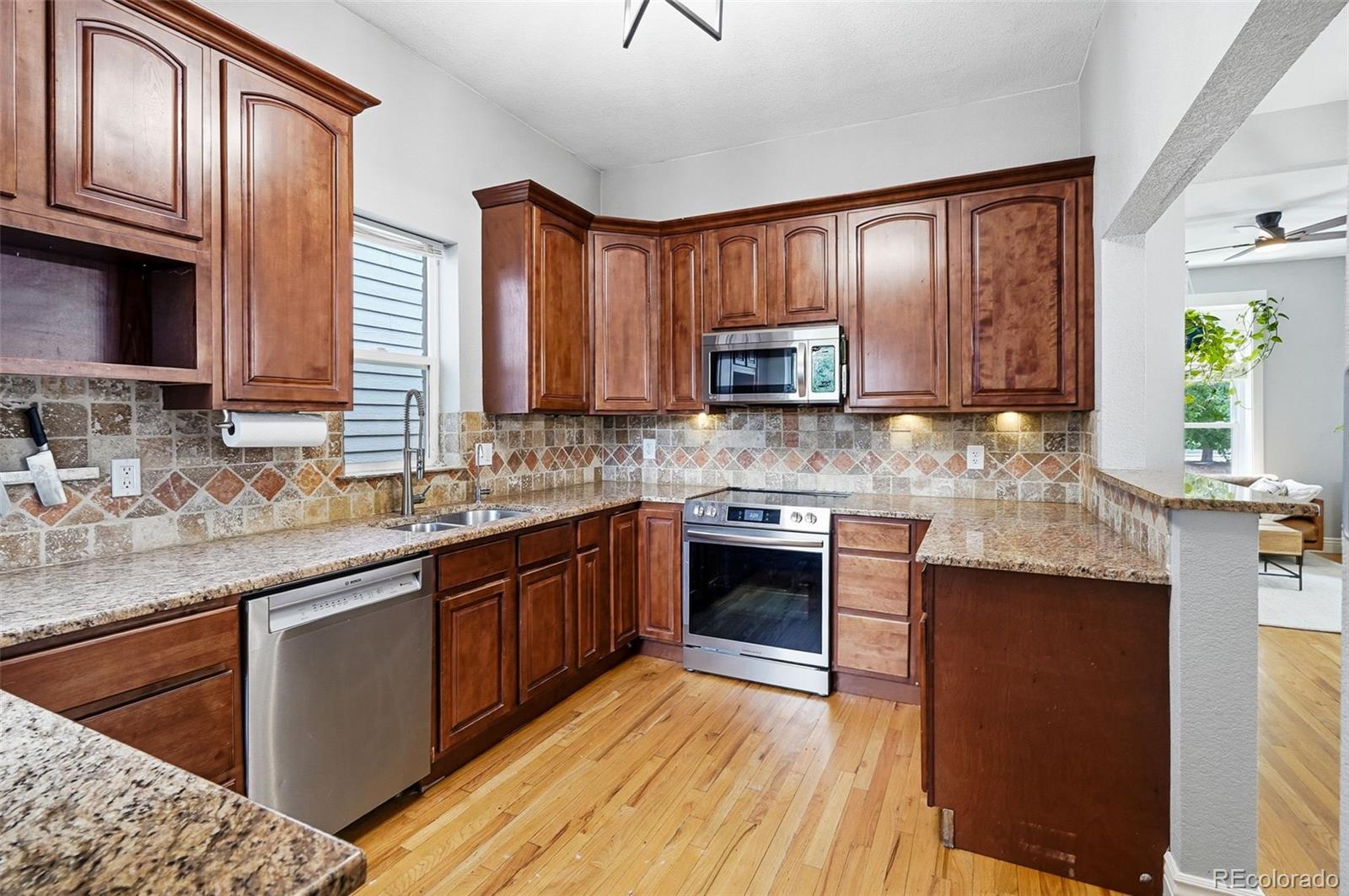 MLS Image #10 for 3744 n gilpin street,denver, Colorado