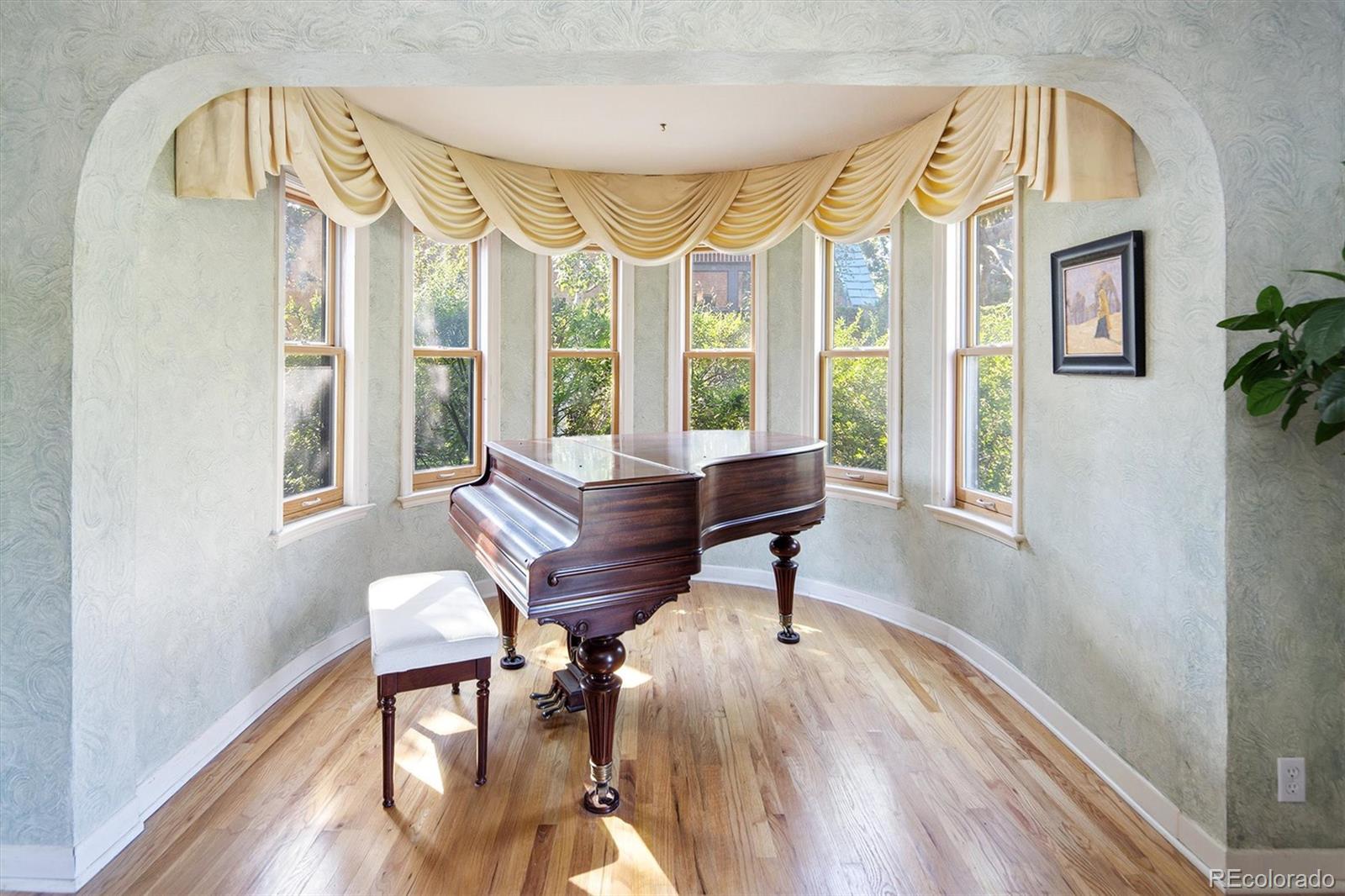 MLS Image #4 for 1801  east street,golden, Colorado