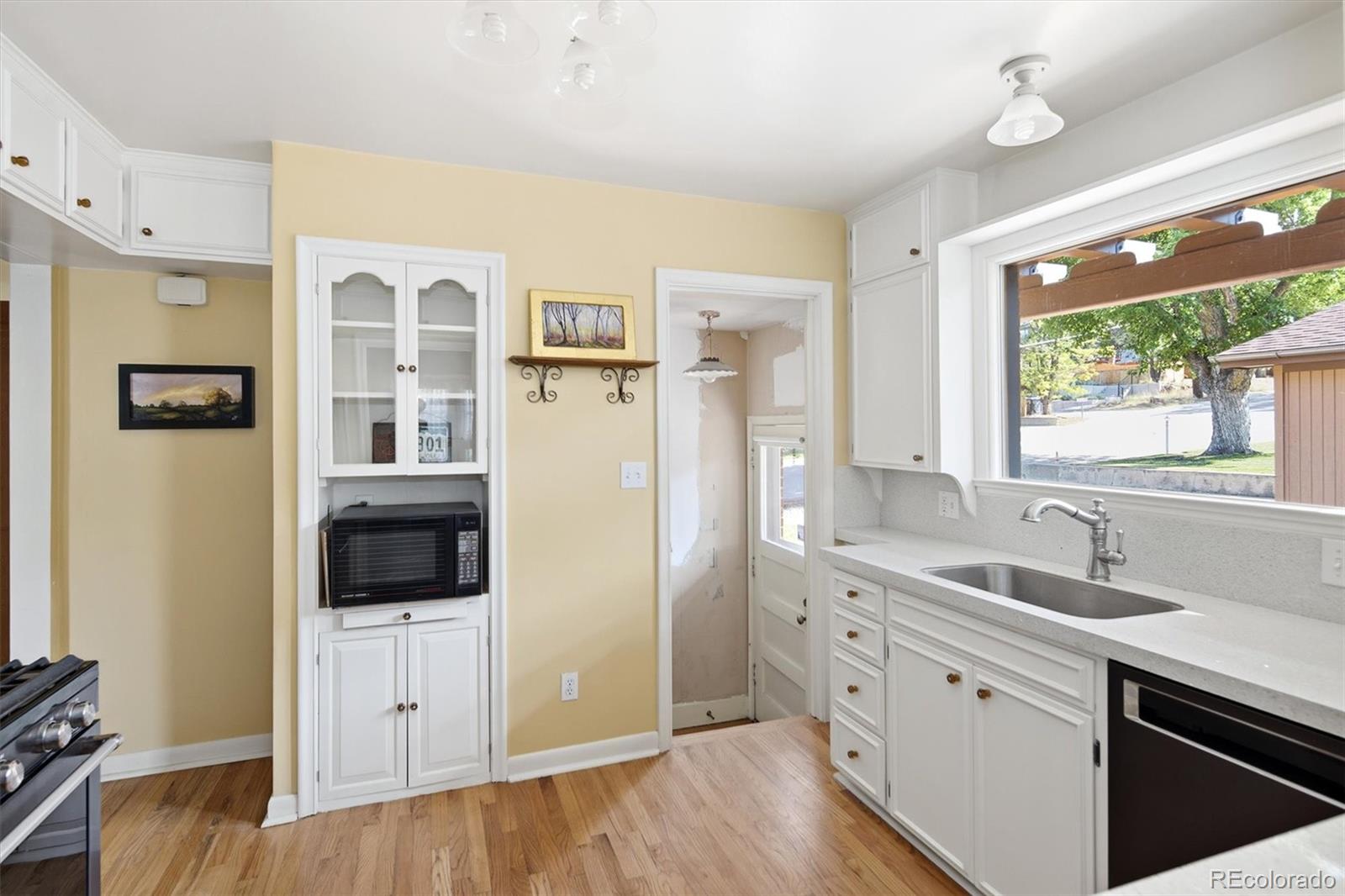 MLS Image #8 for 1801  east street,golden, Colorado