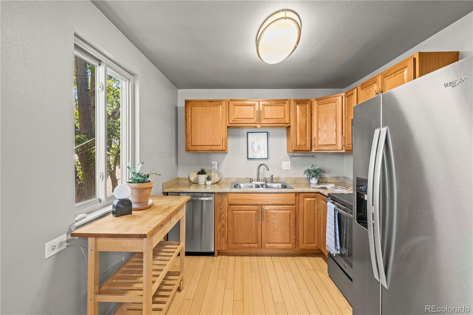MLS Image #12 for 271 n grant street,denver, Colorado