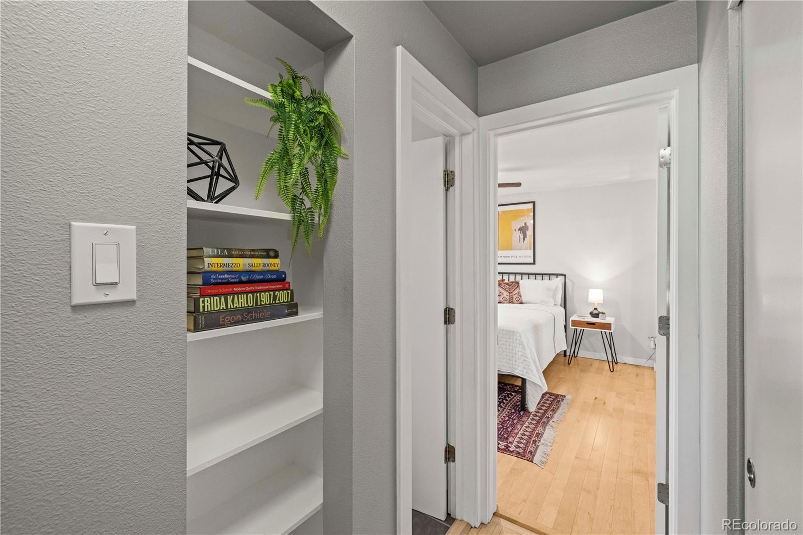 MLS Image #16 for 271 n grant street,denver, Colorado