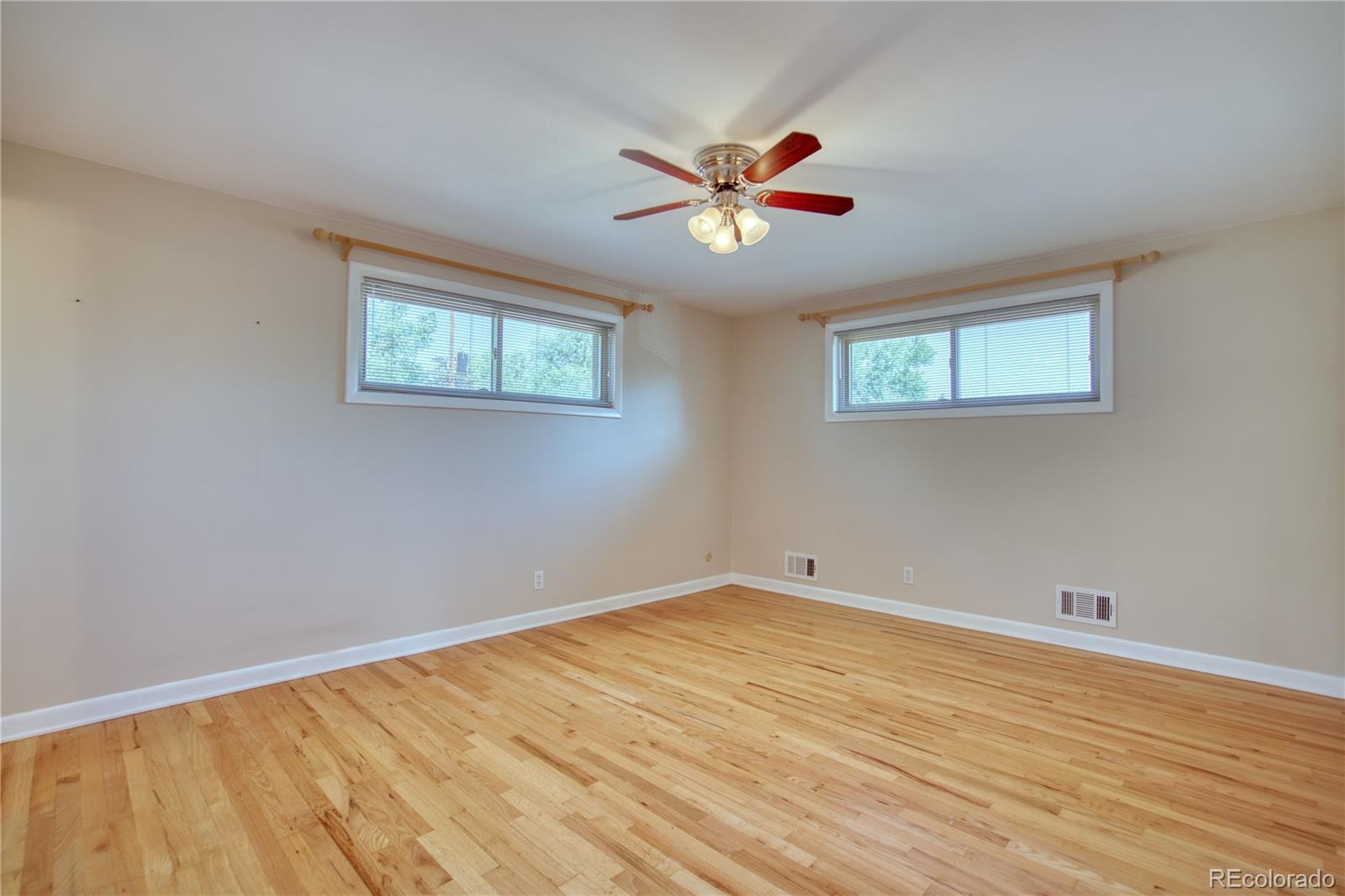 MLS Image #10 for 10469  ronald lane,denver, Colorado