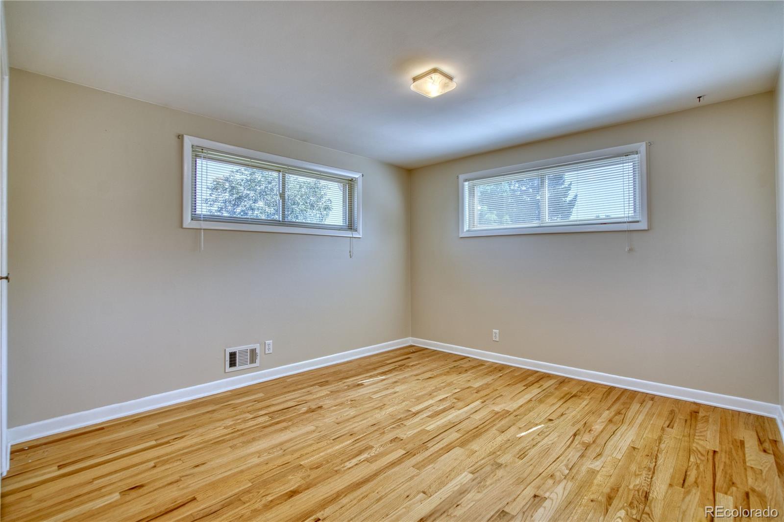 MLS Image #13 for 10469  ronald lane,denver, Colorado