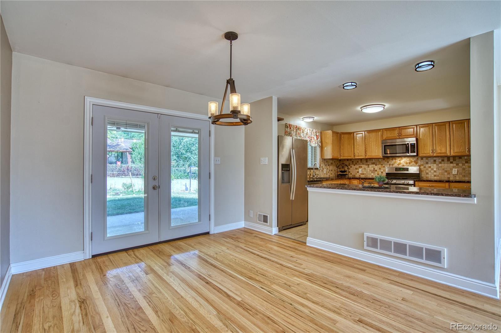 MLS Image #6 for 10469  ronald lane,denver, Colorado