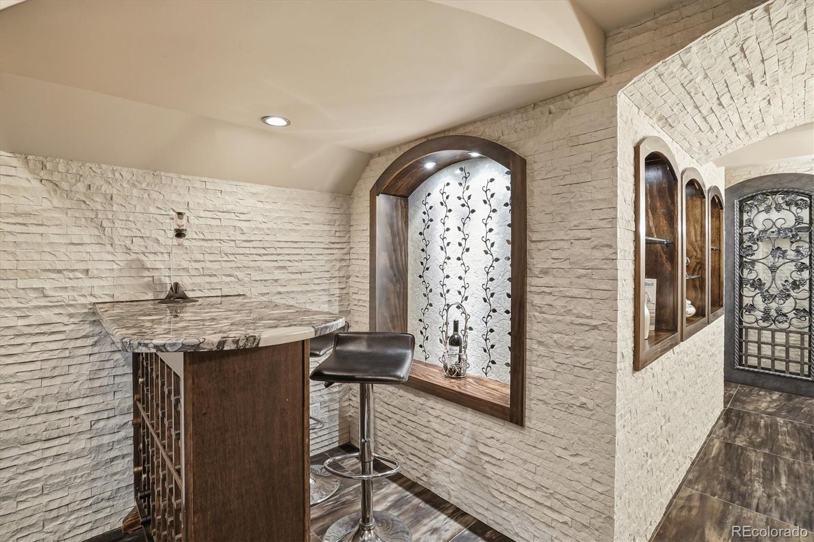 MLS Image #39 for 621  kearney street,denver, Colorado