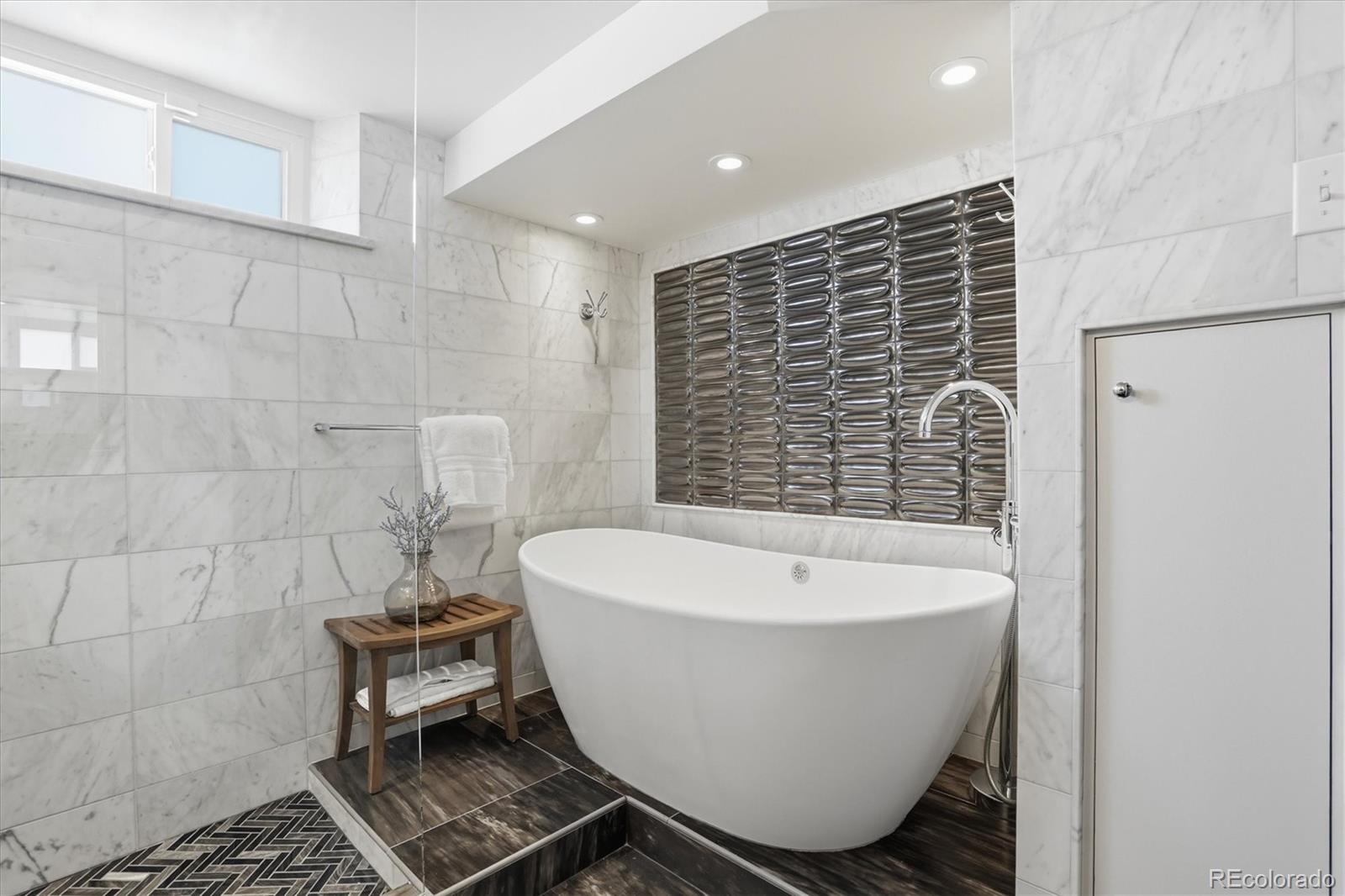 MLS Image #43 for 621  kearney street,denver, Colorado