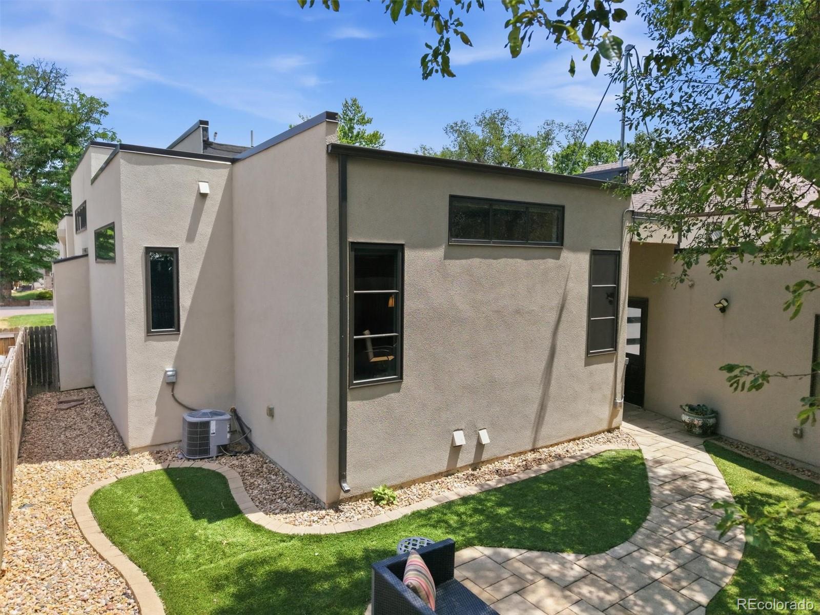 MLS Image #48 for 621  kearney street,denver, Colorado