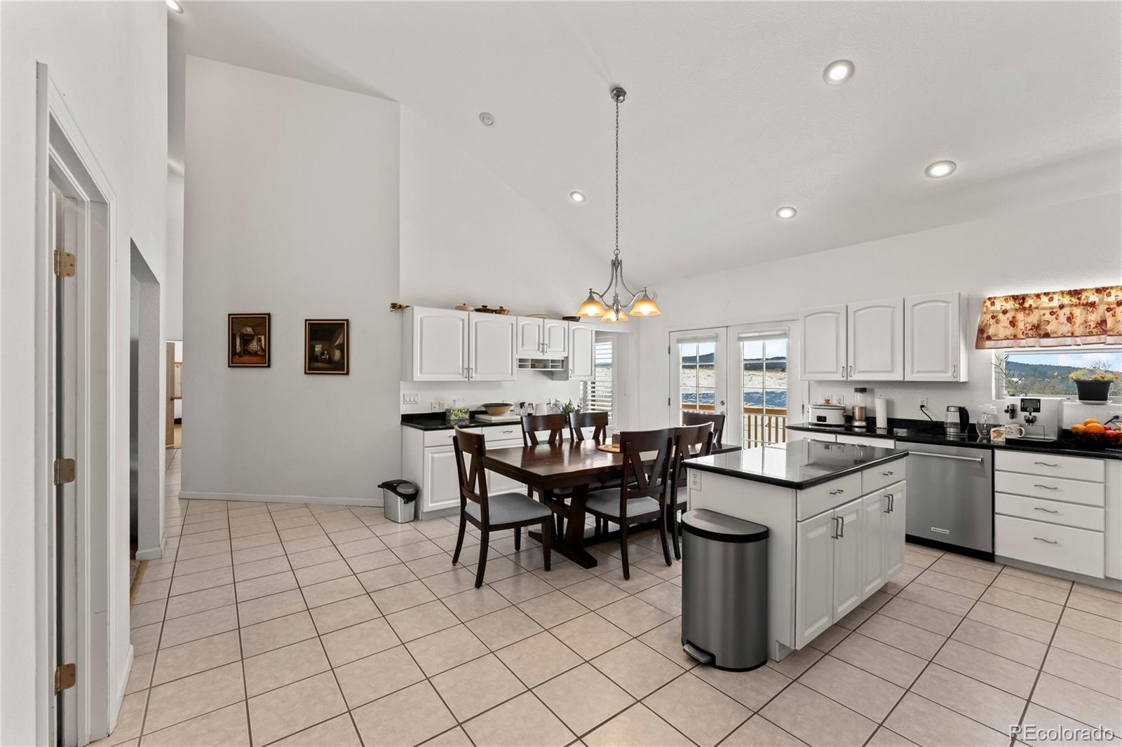 MLS Image #20 for 112  ridge point circle,divide, Colorado