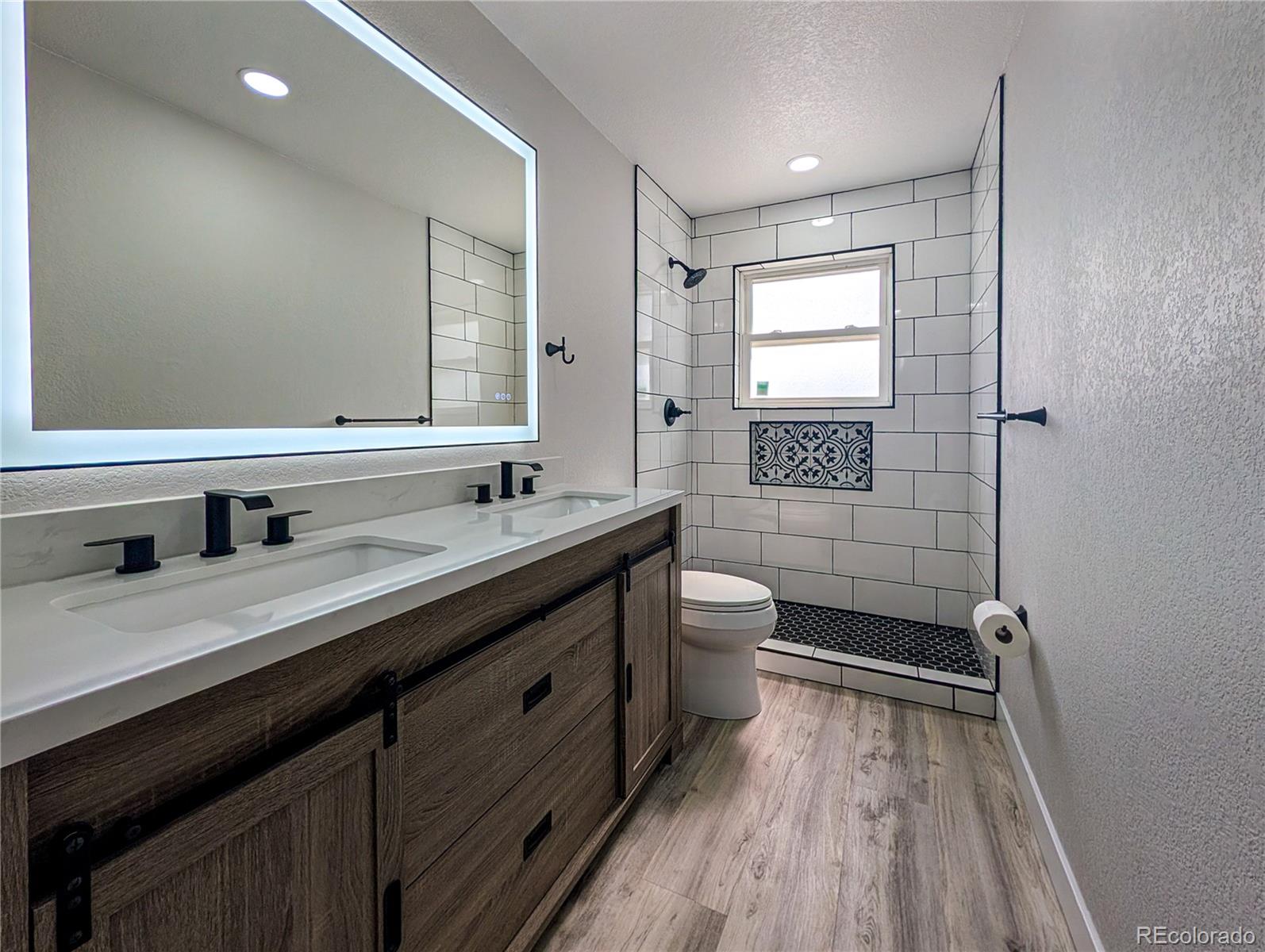 MLS Image #10 for 440 s jasmine street,denver, Colorado