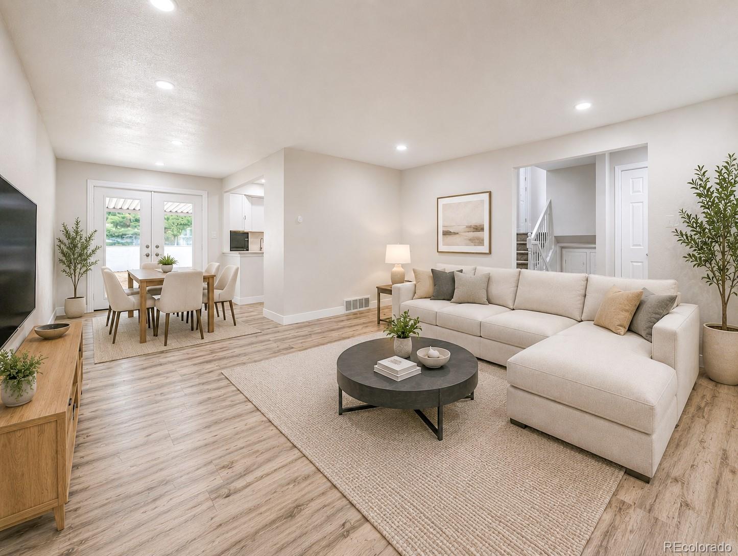 MLS Image #15 for 440 s jasmine street,denver, Colorado
