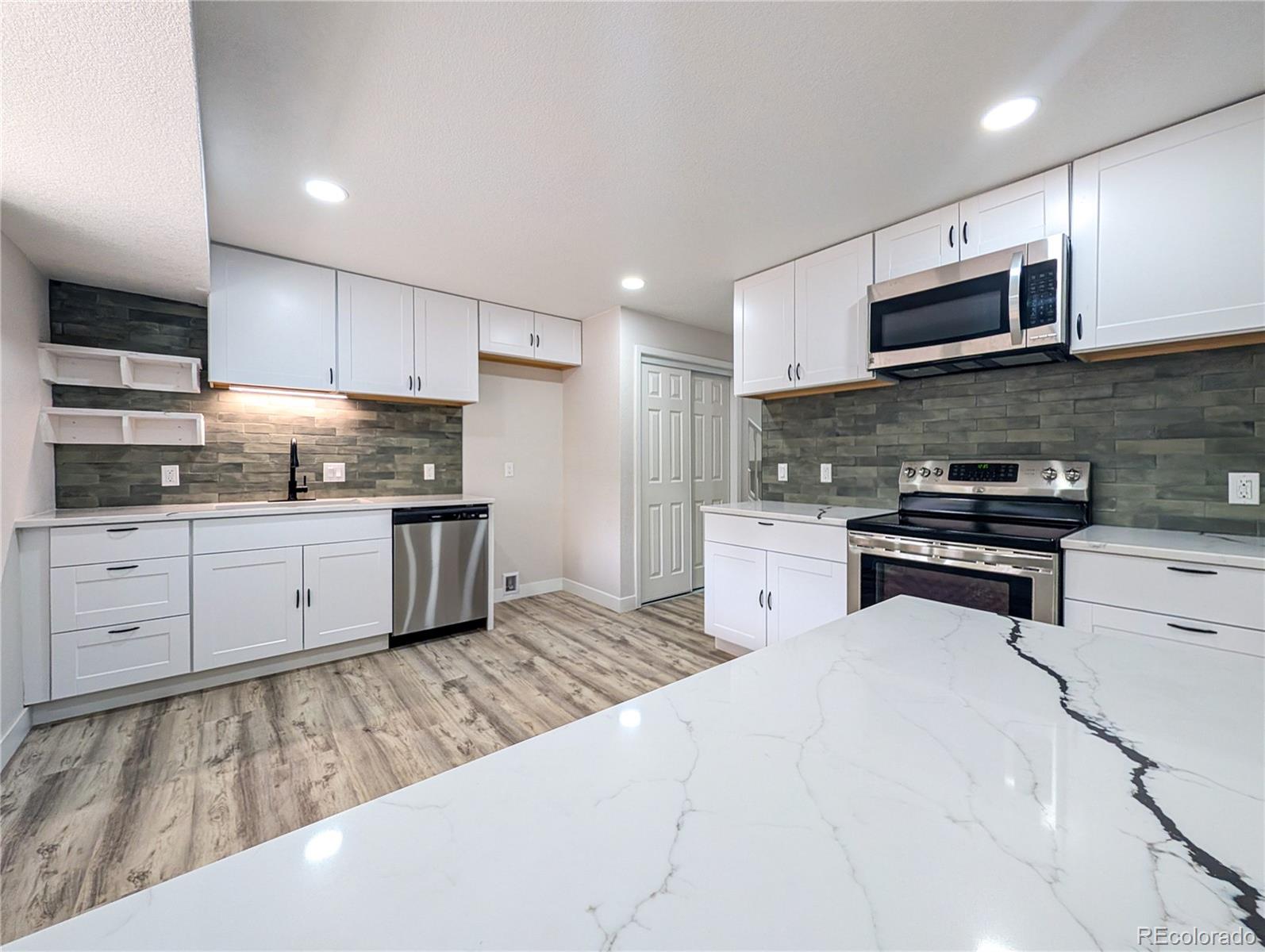 MLS Image #8 for 440 s jasmine street,denver, Colorado