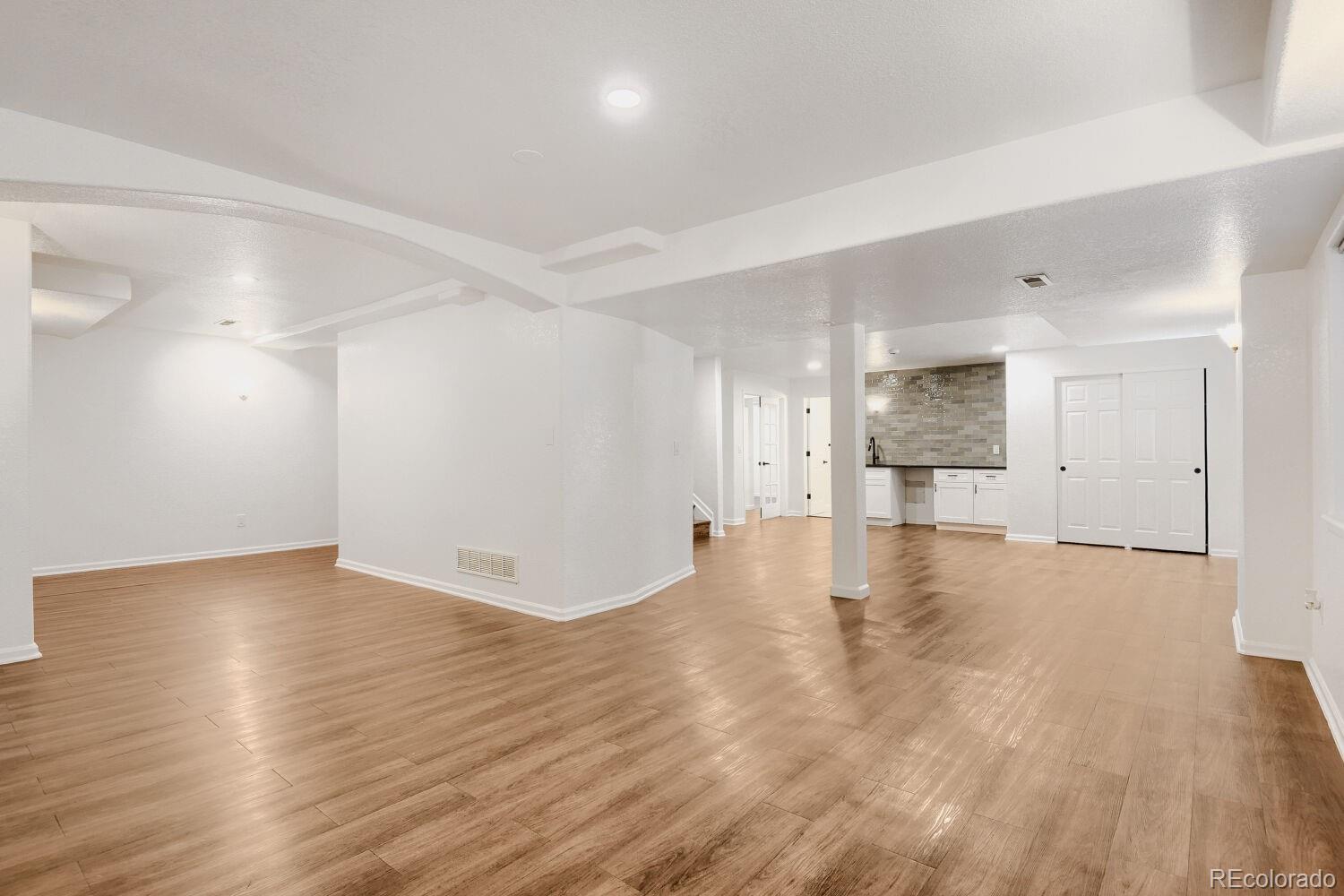 MLS Image #24 for 8054 e 9th avenue,denver, Colorado