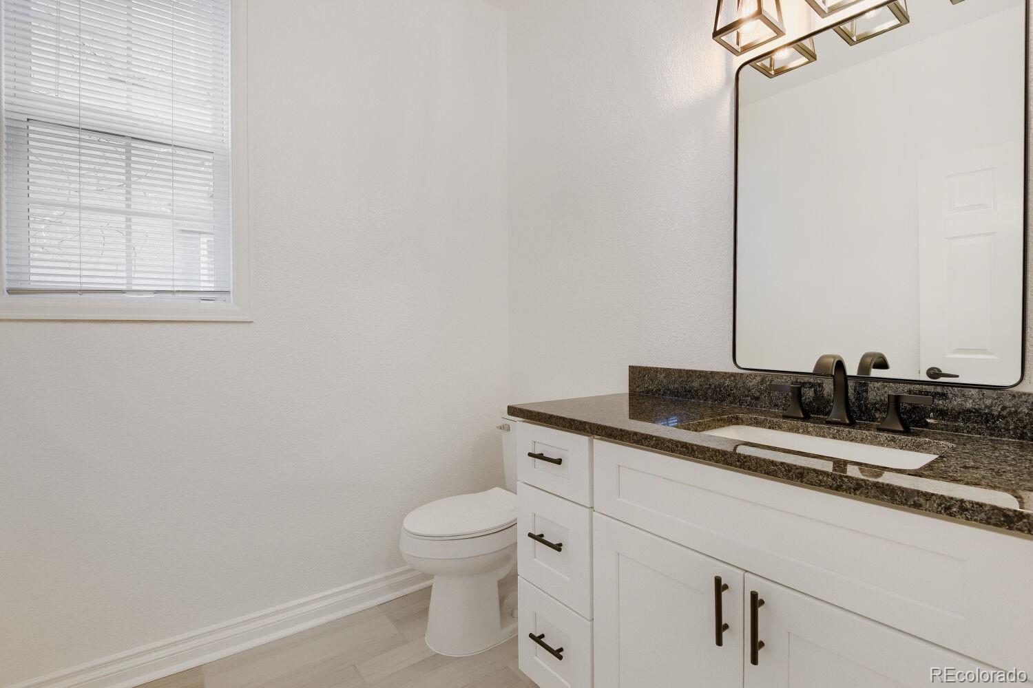 MLS Image #6 for 8054 e 9th avenue,denver, Colorado