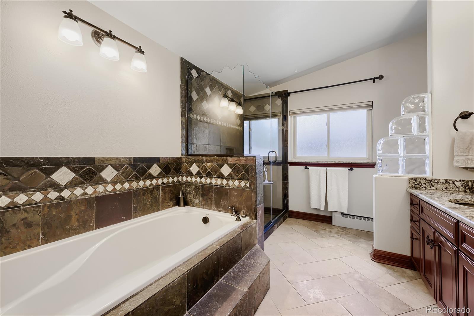 MLS Image #14 for 10405 w 79th way,arvada, Colorado