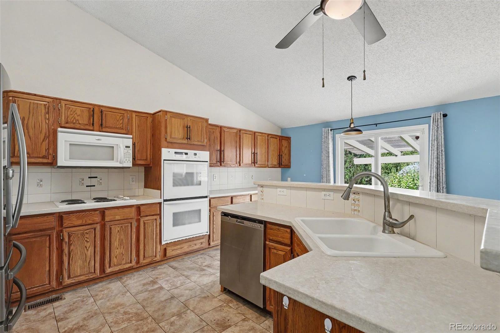 MLS Image #12 for 4697 s flanders way,aurora, Colorado