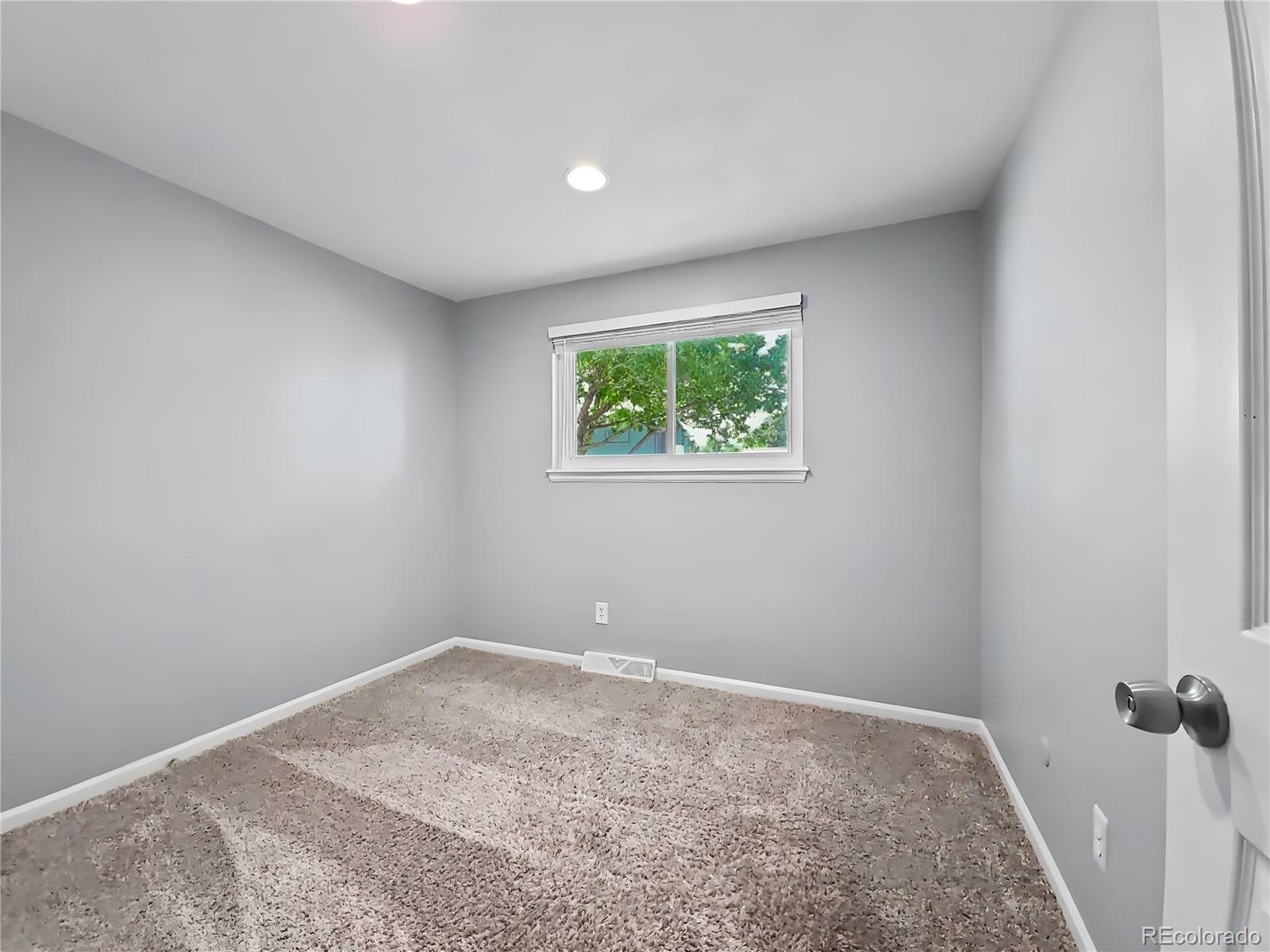 MLS Image #17 for 115  olympus circle,lone tree, Colorado