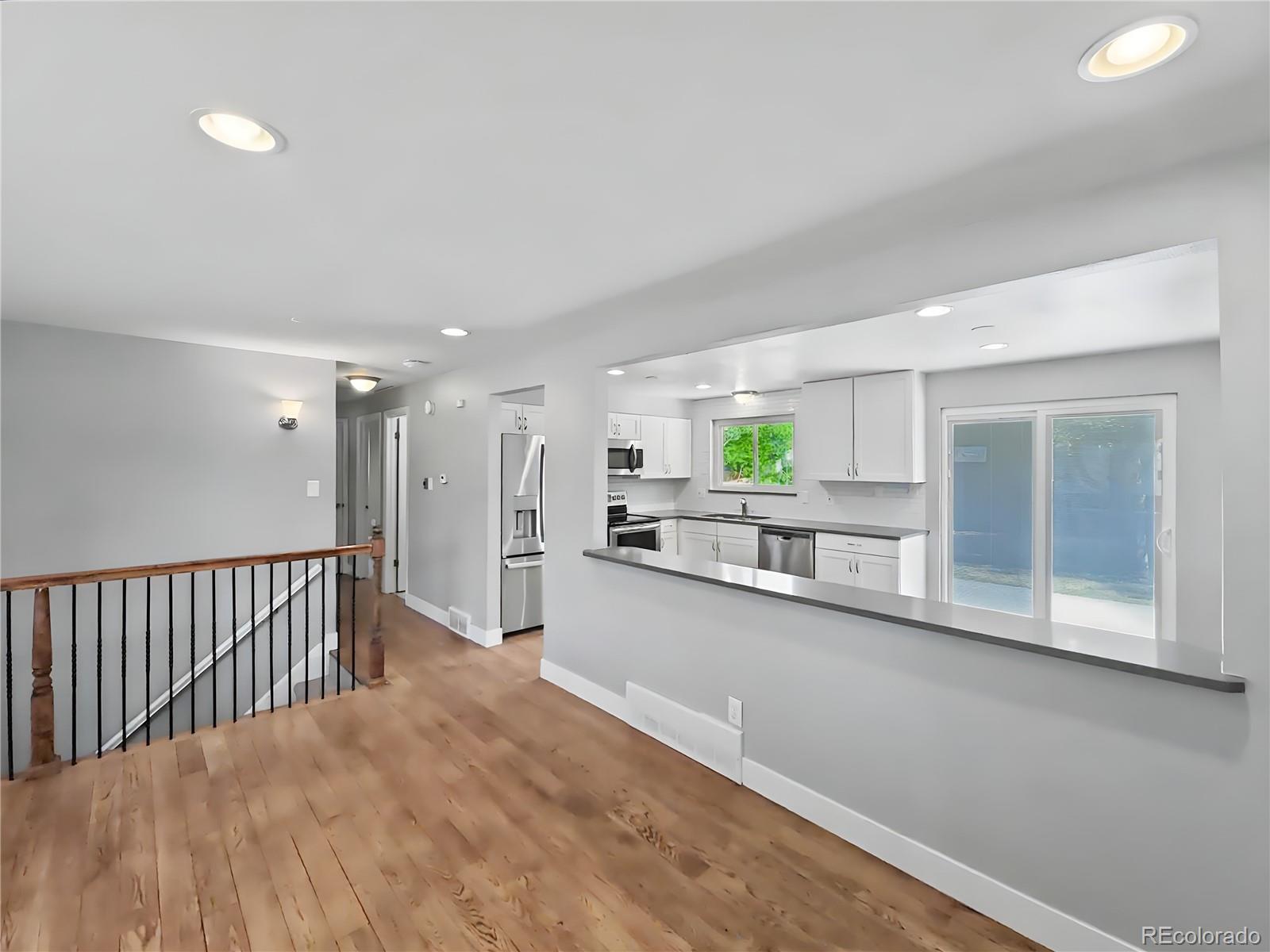 MLS Image #5 for 115  olympus circle,lone tree, Colorado