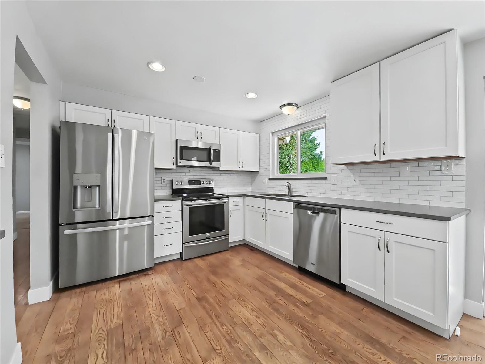 MLS Image #9 for 115  olympus circle,lone tree, Colorado