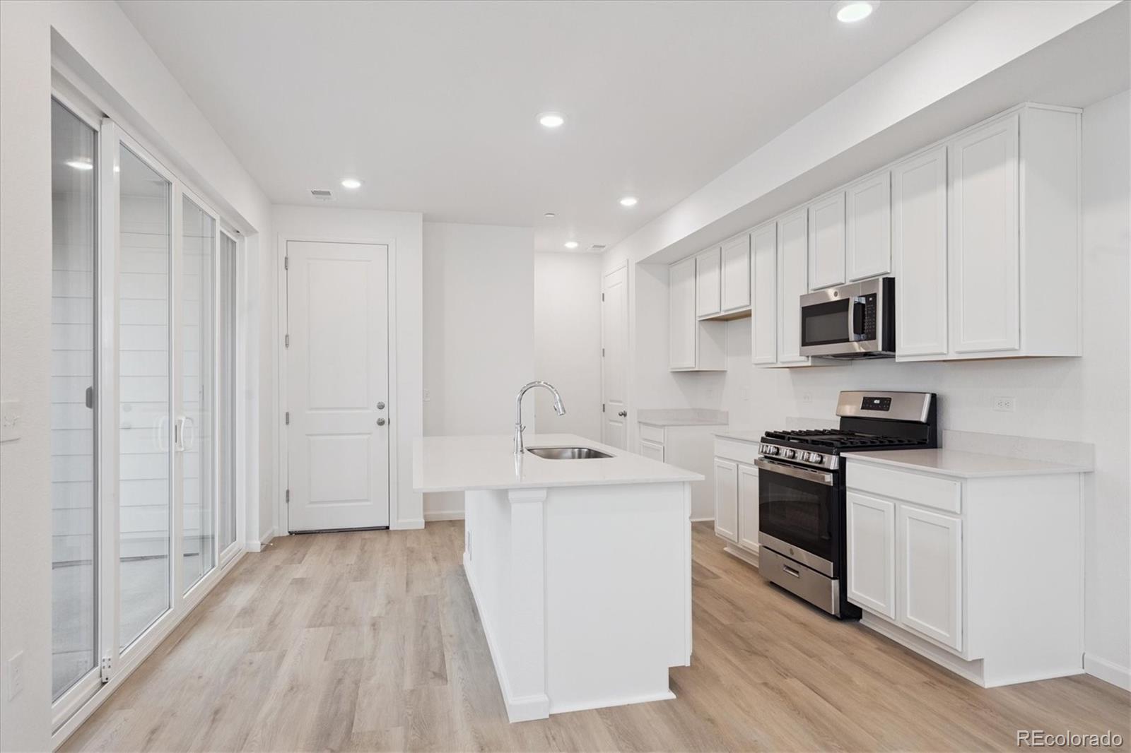 MLS Image #6 for 2876  taryn street,erie, Colorado