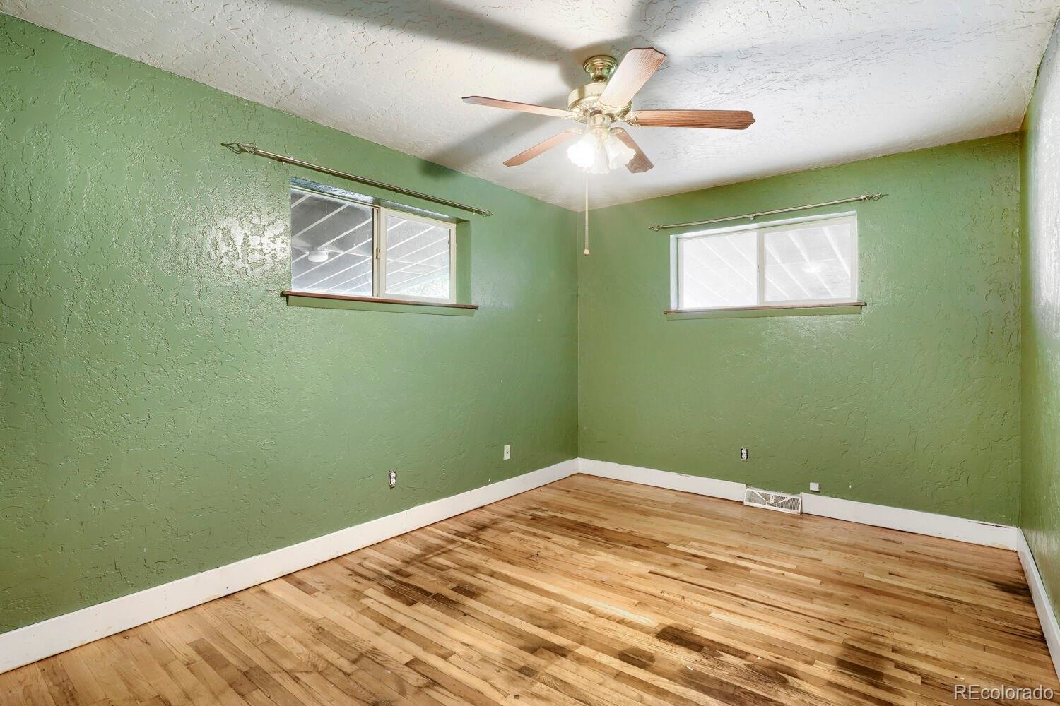 MLS Image #20 for 2201 w 55th avenue,denver, Colorado