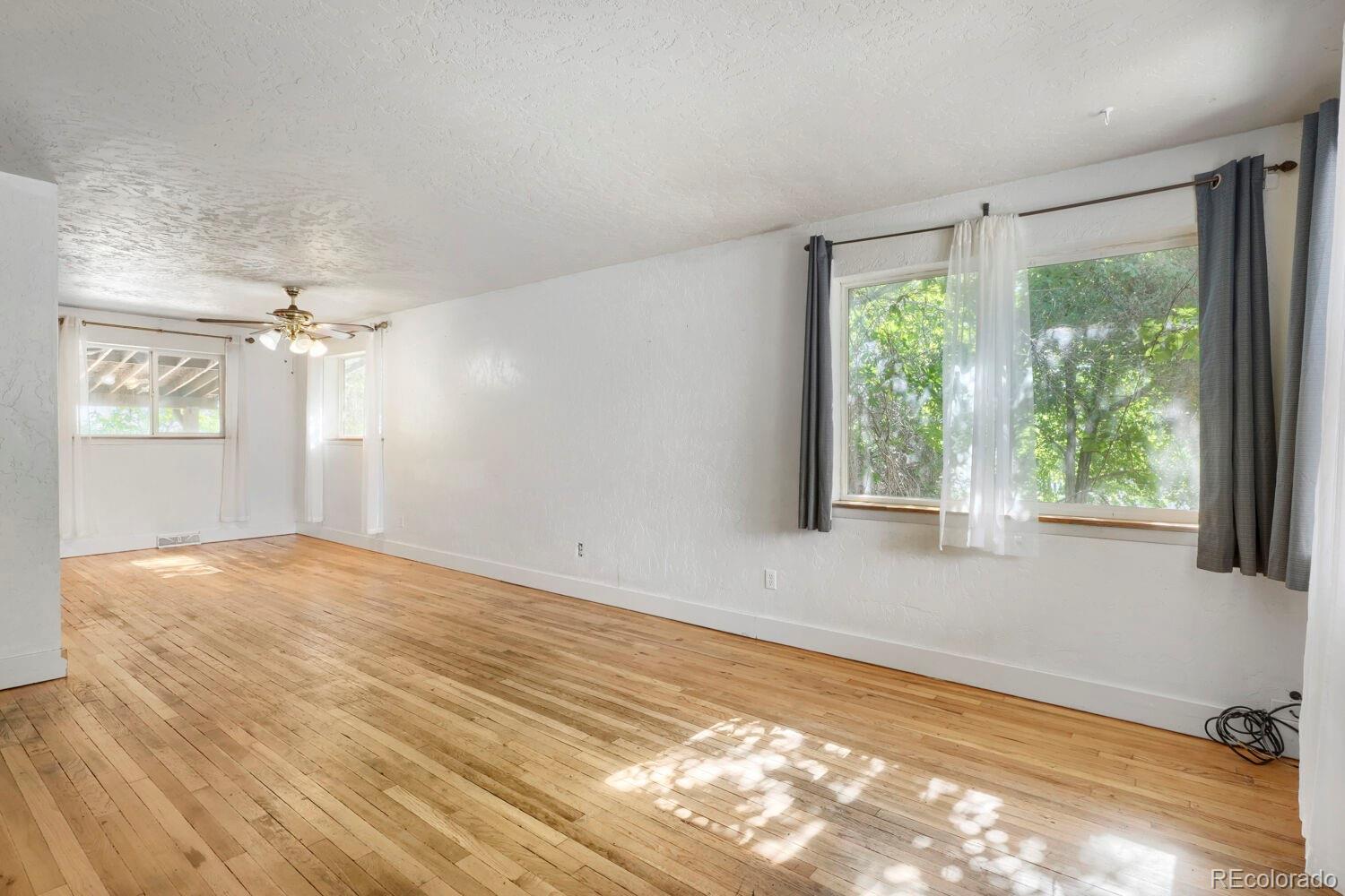 MLS Image #4 for 2201 w 55th avenue,denver, Colorado