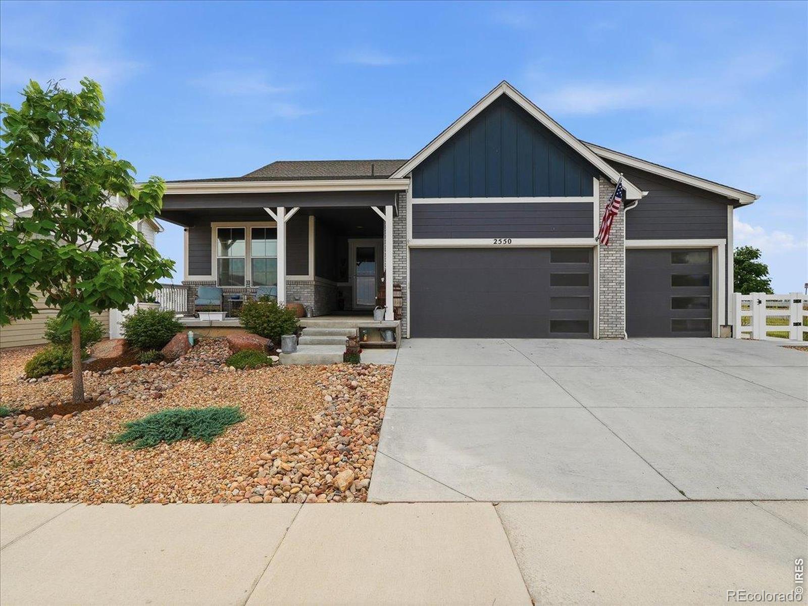 MLS Image #2 for 2550  doe ridge way,johnstown, Colorado