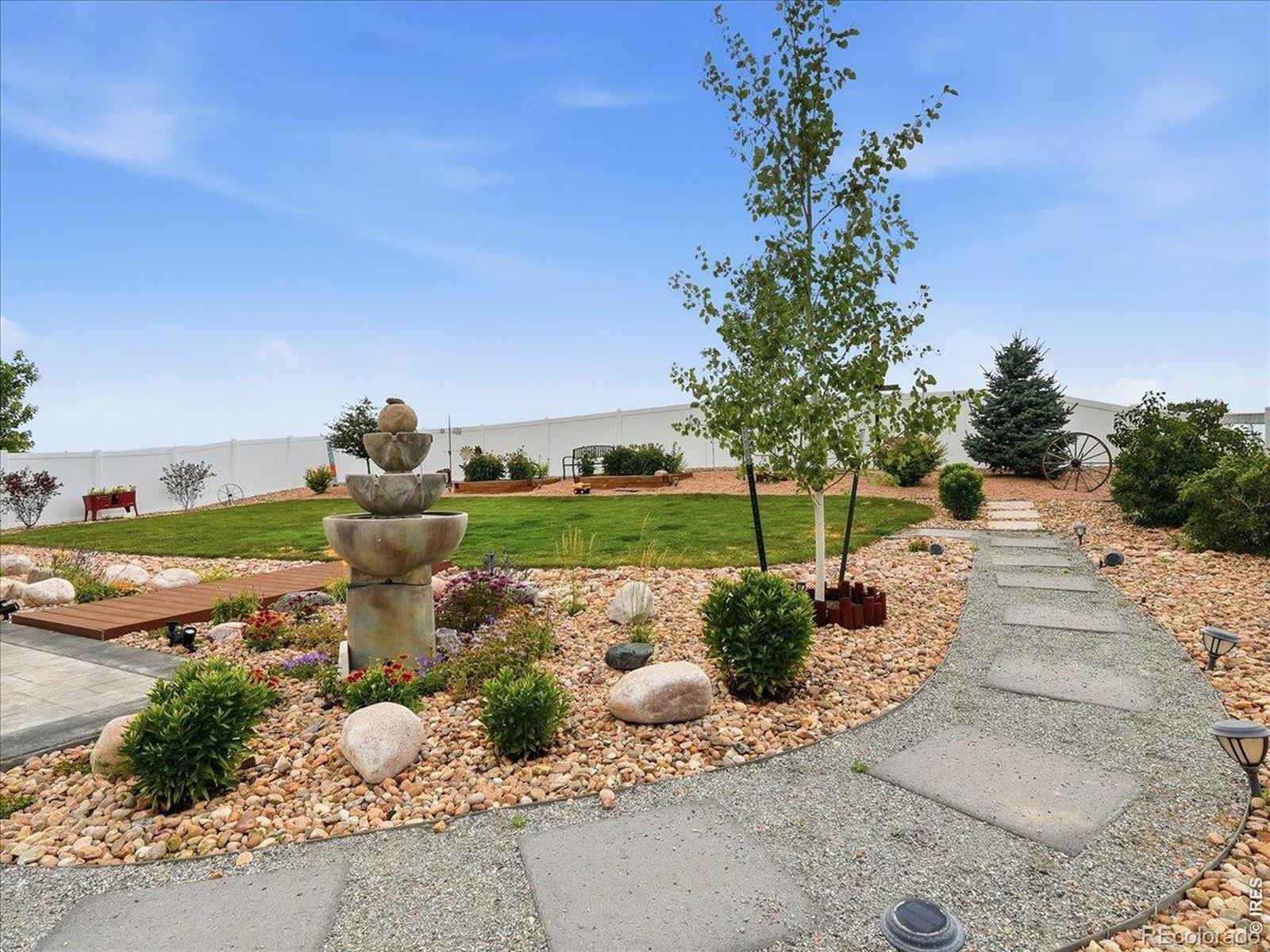 MLS Image #40 for 2550  doe ridge way,johnstown, Colorado