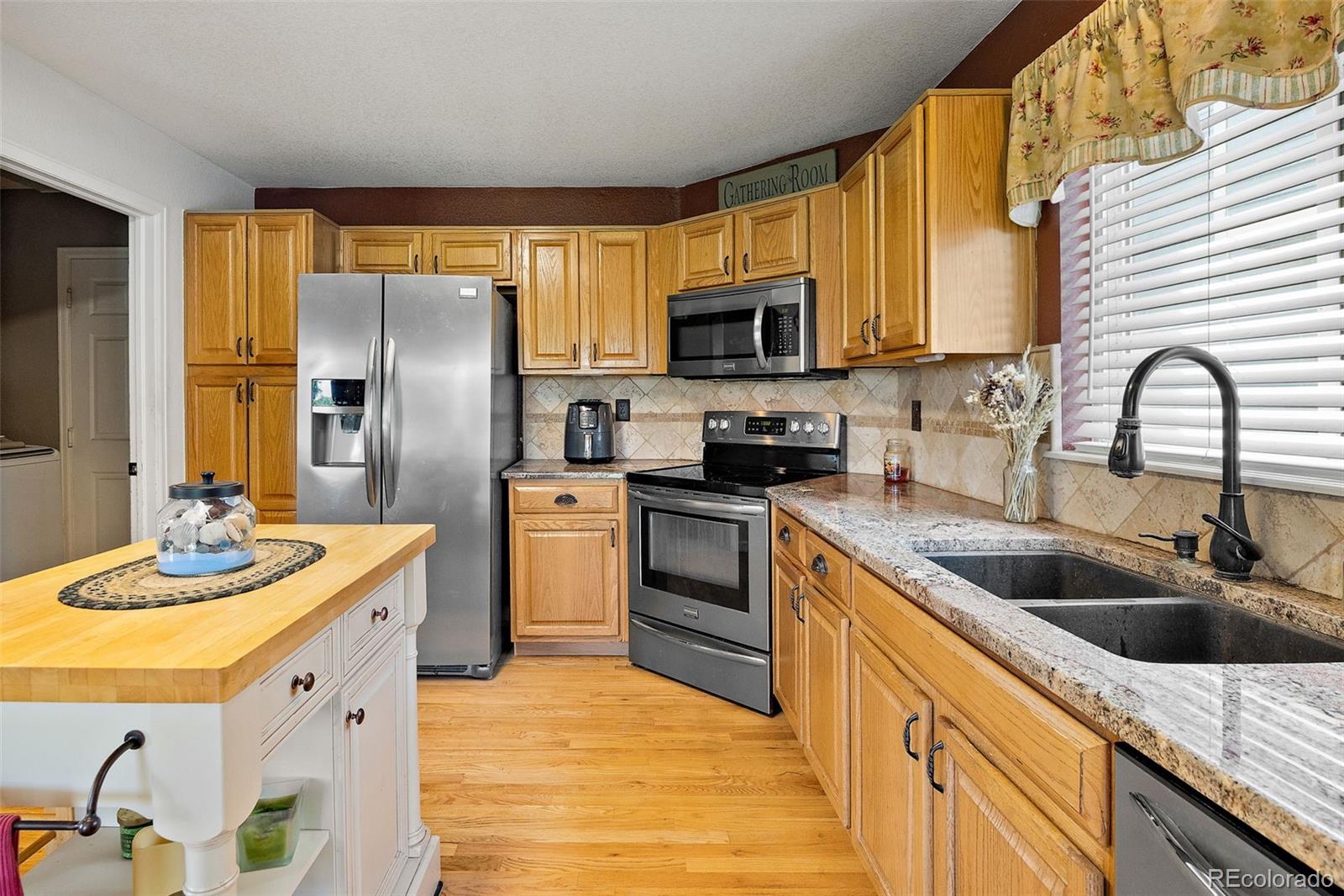 MLS Image #10 for 12306  deerfield way,broomfield, Colorado
