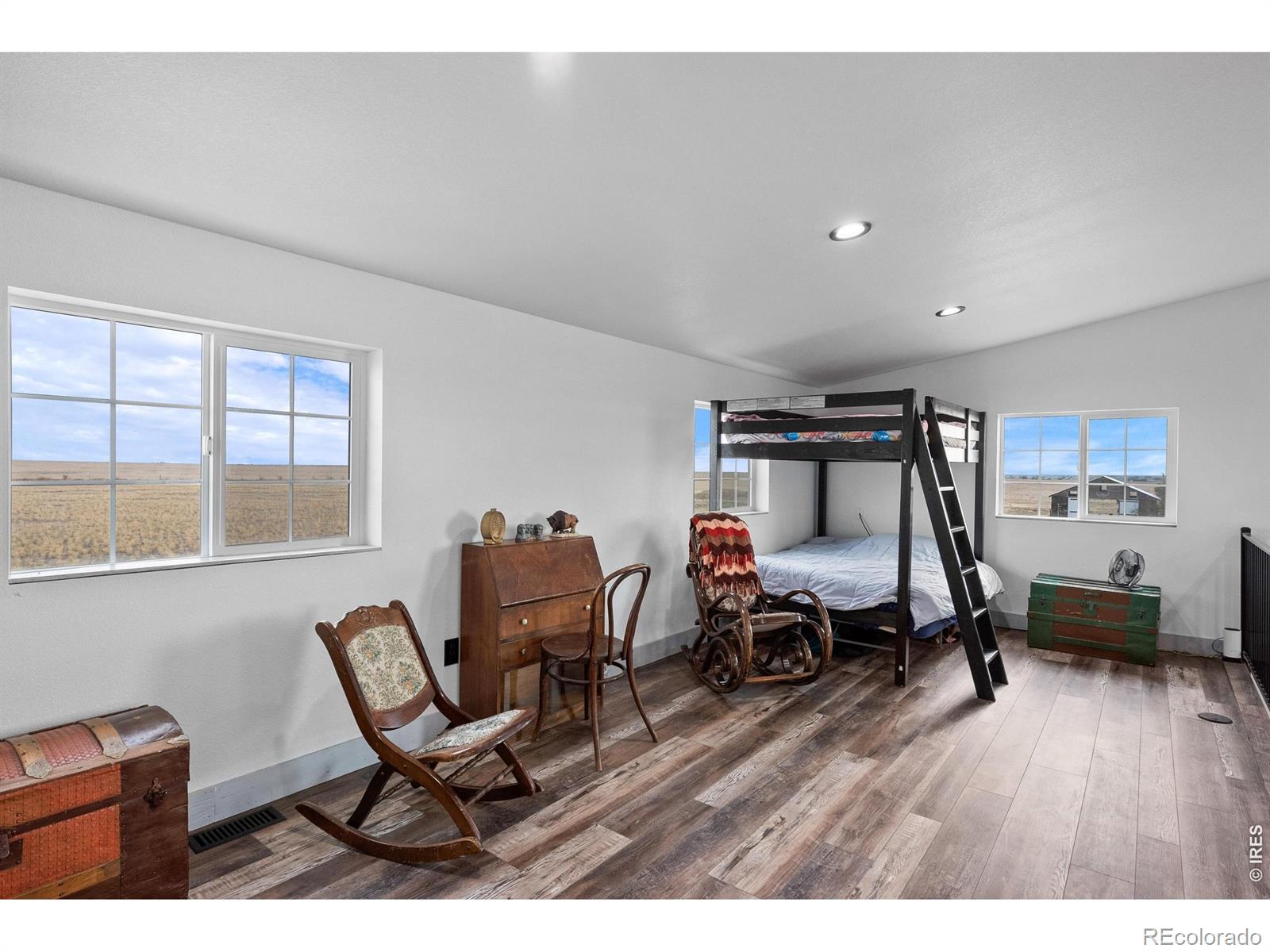 MLS Image #19 for 42635  county road 51 ,eaton, Colorado