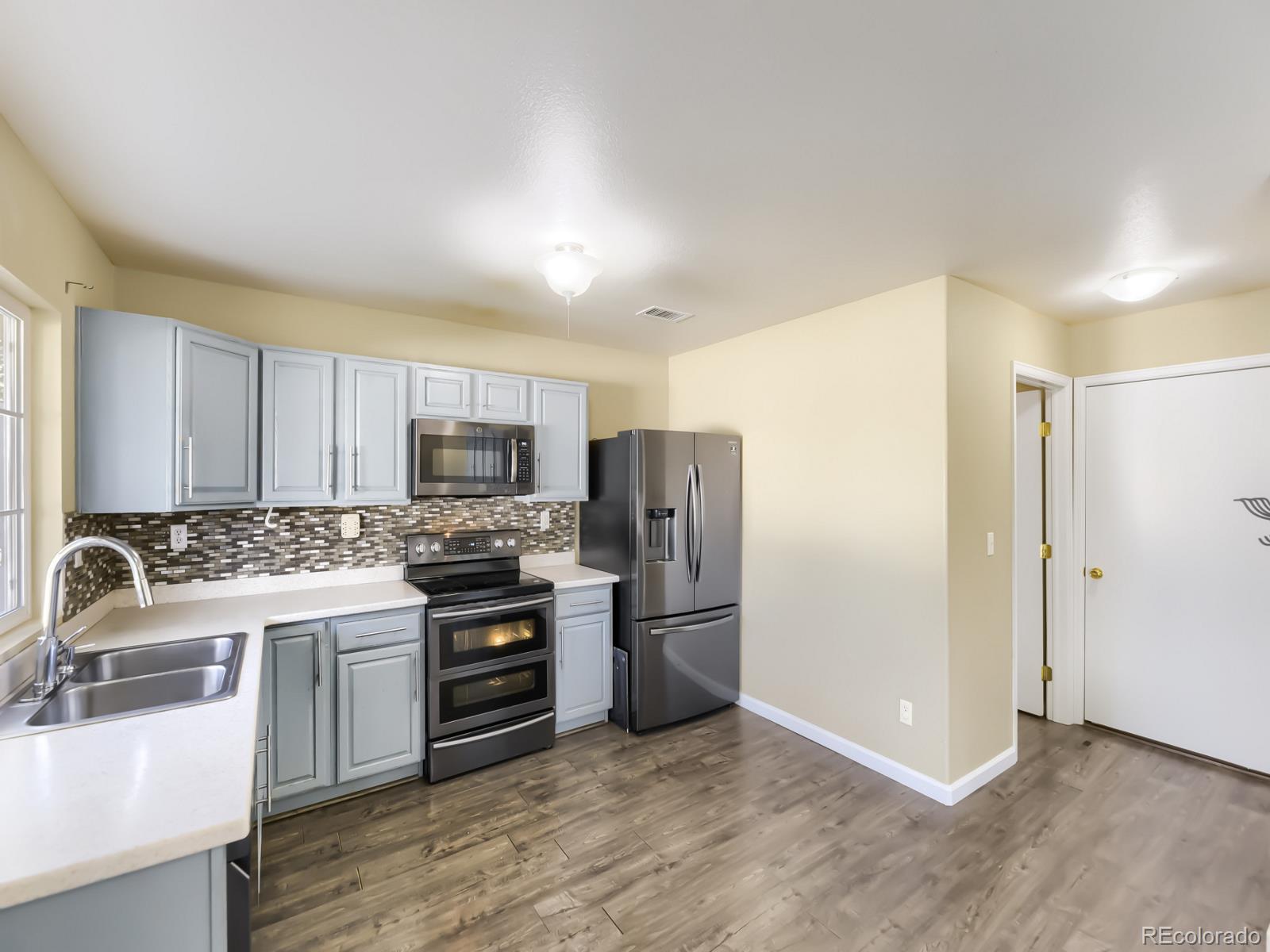 MLS Image #12 for 5125  orleans court,denver, Colorado