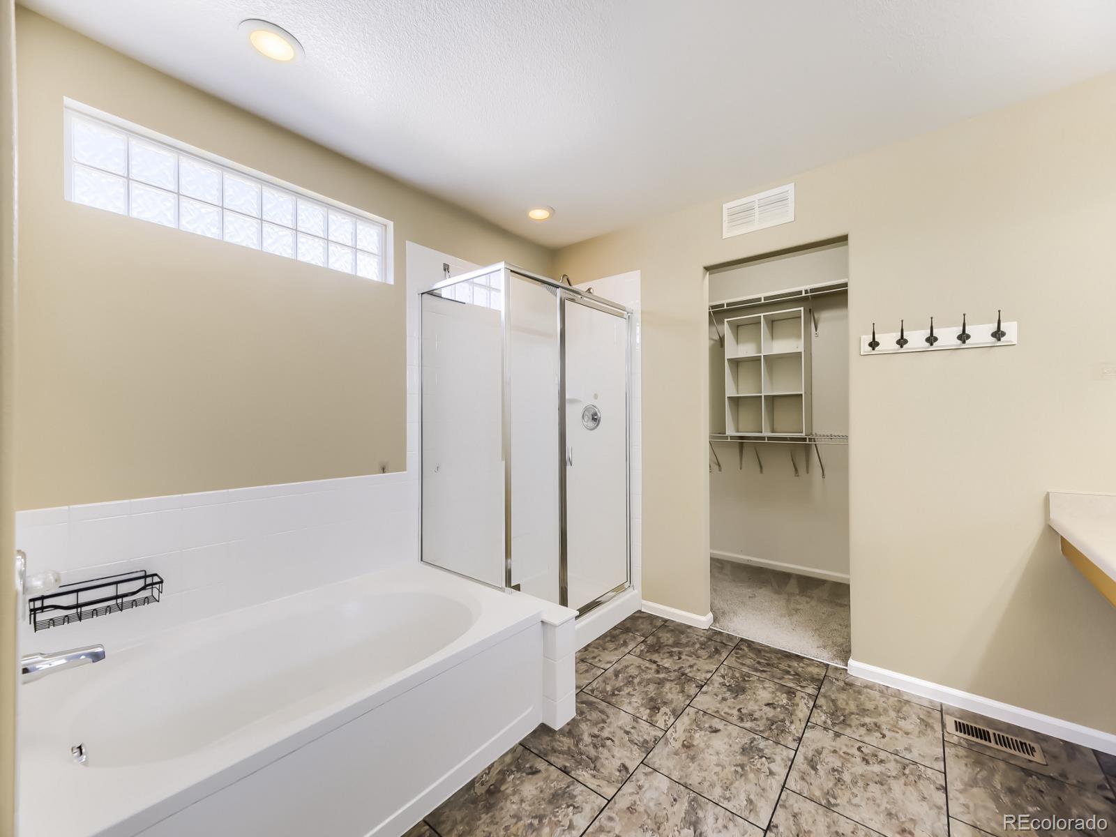 MLS Image #16 for 5125  orleans court,denver, Colorado
