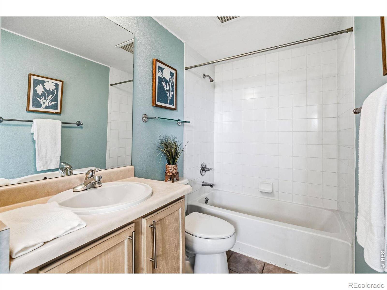 MLS Image #20 for 837 e 17th avenue,denver, Colorado