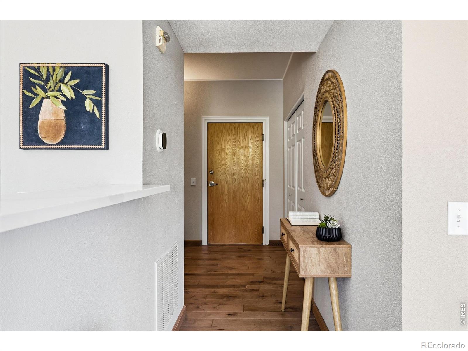 MLS Image #5 for 837 e 17th avenue,denver, Colorado