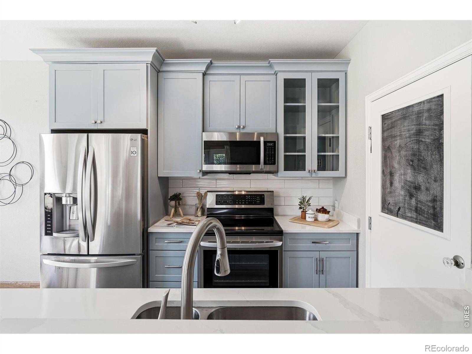 MLS Image #7 for 837 e 17th avenue,denver, Colorado