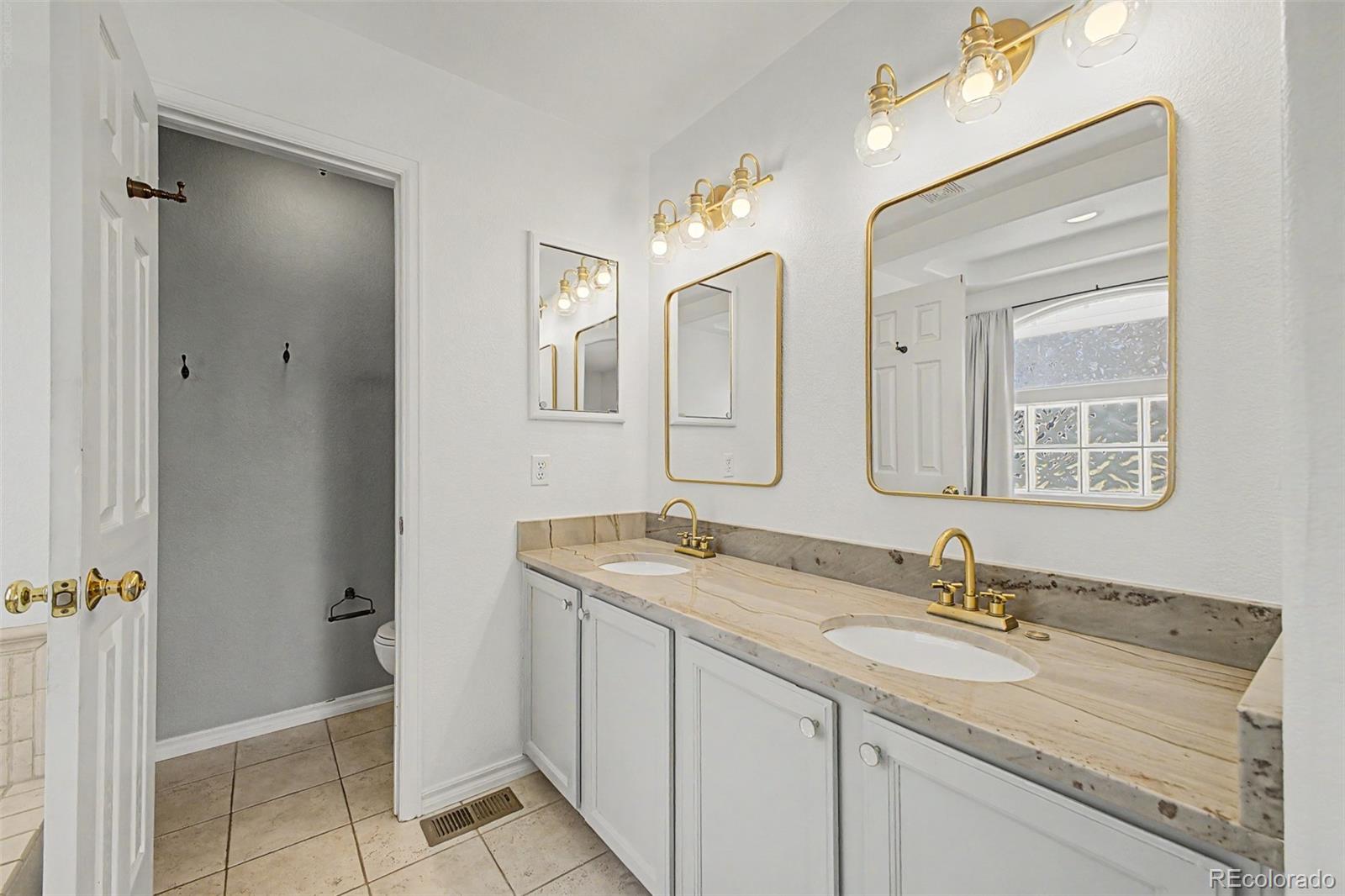 MLS Image #21 for 9154  anasazi indian trail,littleton, Colorado