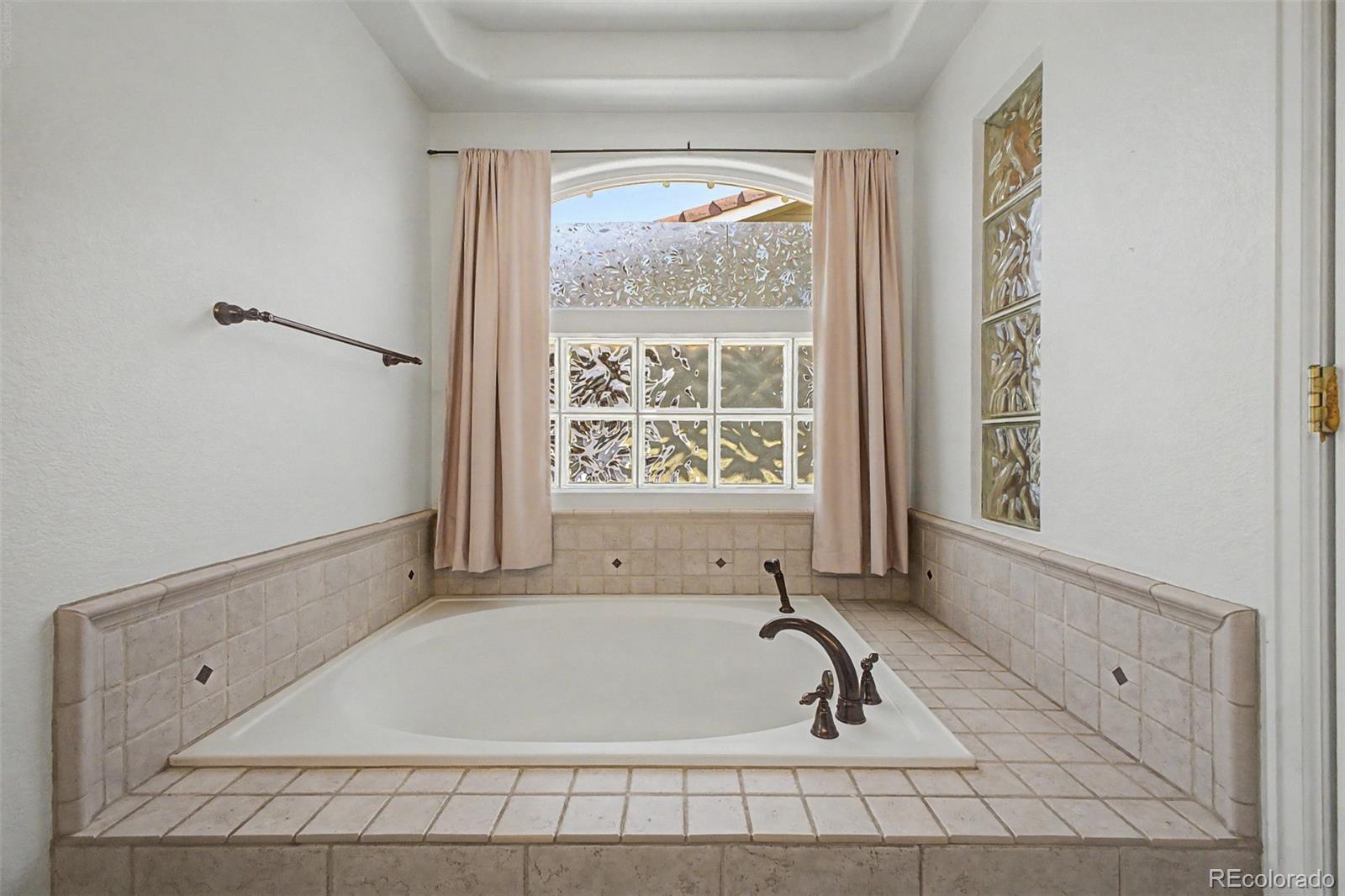MLS Image #22 for 9154  anasazi indian trail,littleton, Colorado