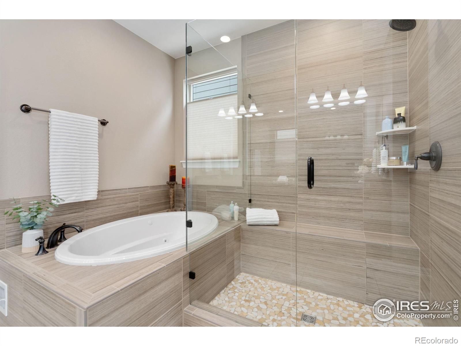 MLS Image #18 for 3304  heron lakes parkway,berthoud, Colorado