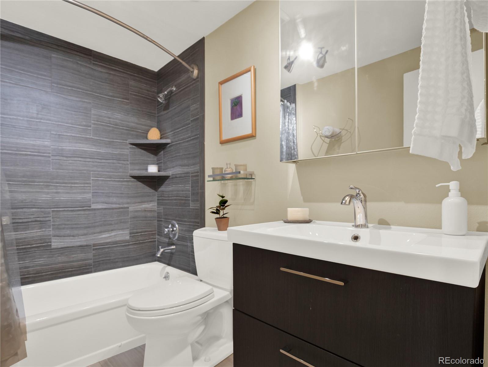 MLS Image #31 for 7958 s roslyn way,englewood, Colorado