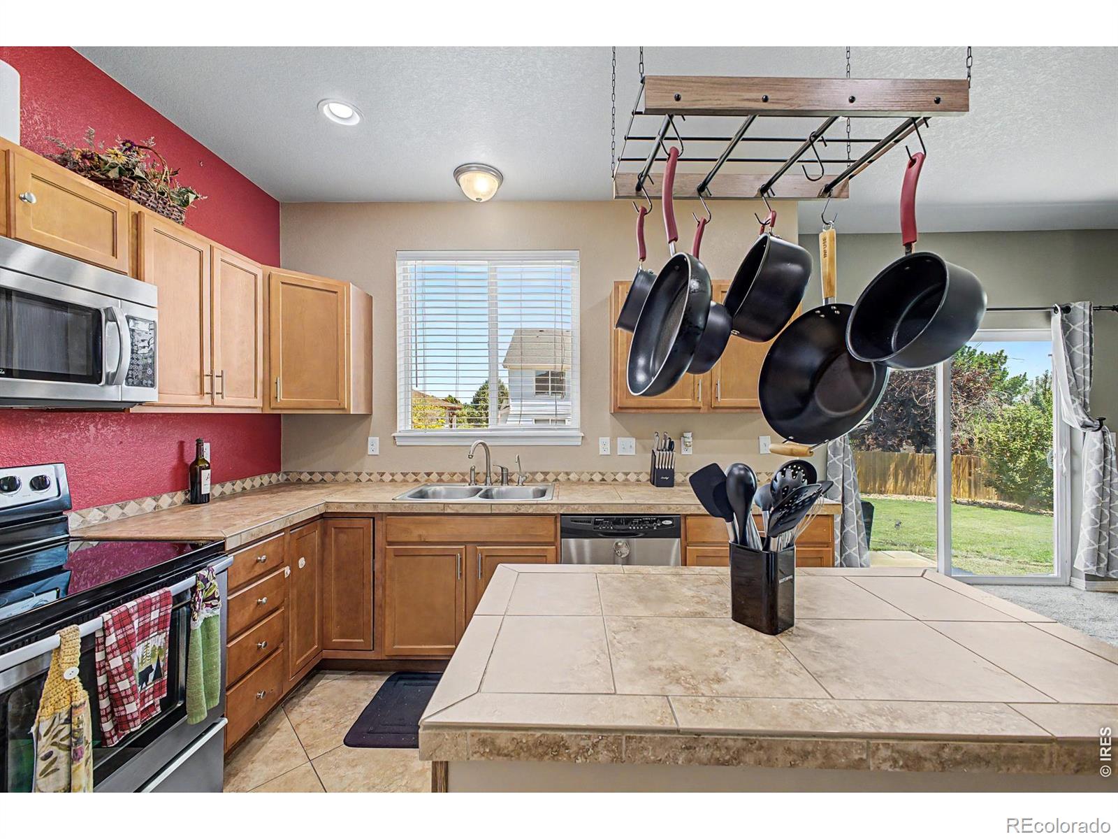 MLS Image #13 for 451  heritage lane,johnstown, Colorado